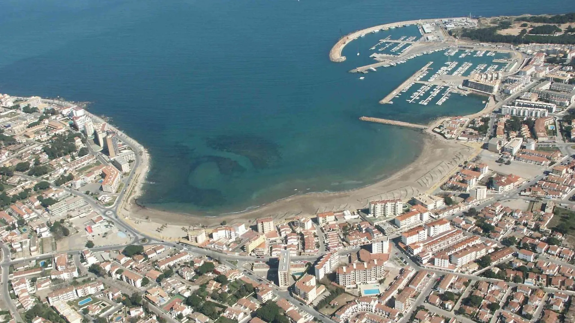 Apartamentos Garbi Park L' Escala