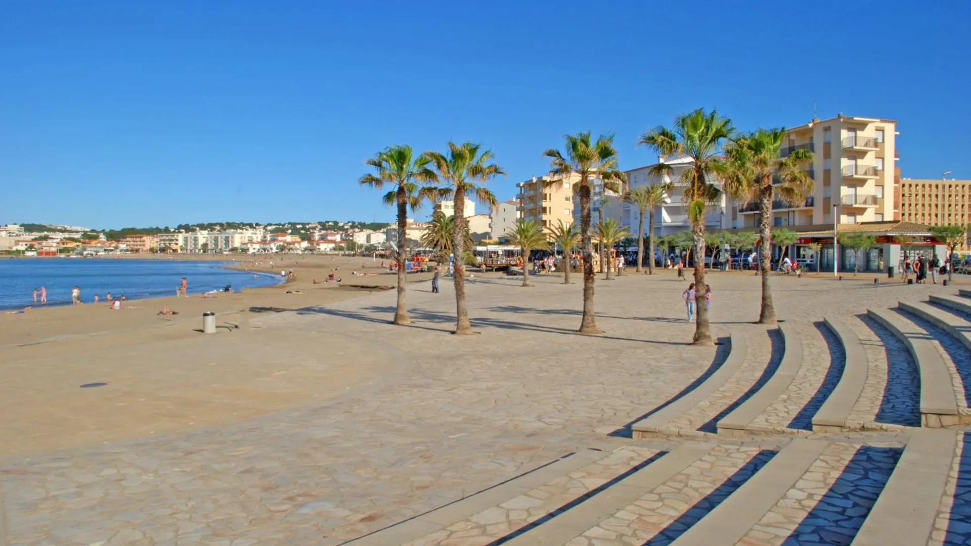 Apartamentos Garbi Park L' Escala إسبانيا